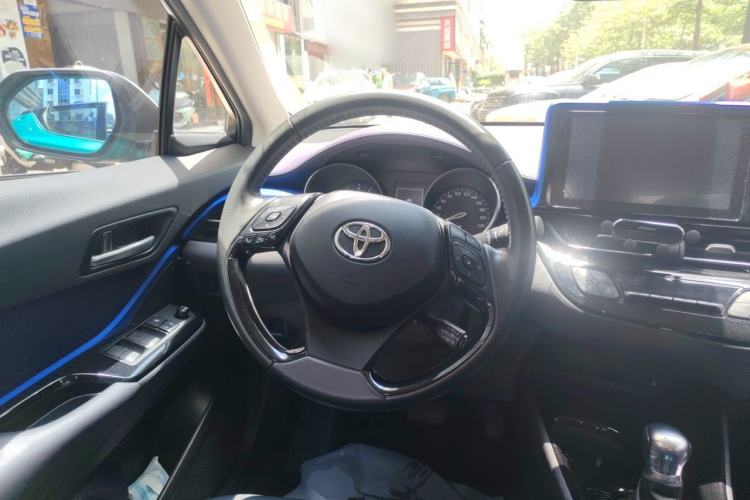 Used Toyota C-HR 2020 2.0L Luxury Edition Steering Wheel
