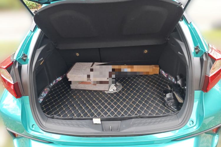 Used Toyota C-HR 2020 2.0L Leading Edition Trunk