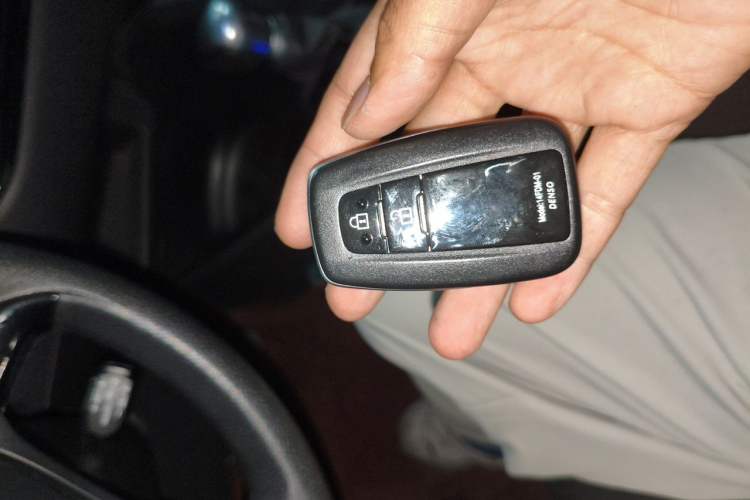 Used Toyota C-HR 2020 2.0L Comfort Edition Vehicle Key