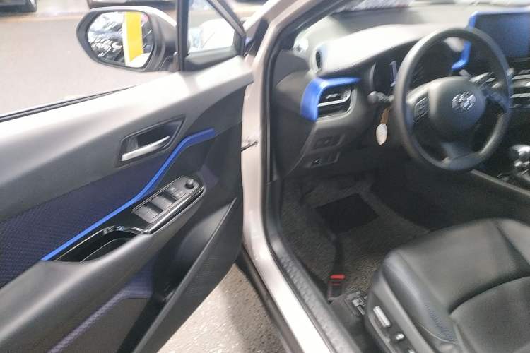 Used Toyota C-HR 2020 2.0L Leading Edition Driver Seat