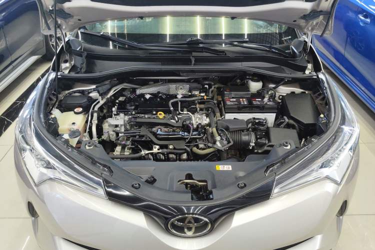 Used Toyota C-HR 2020 2.0L Comfort Edition Engine Bay