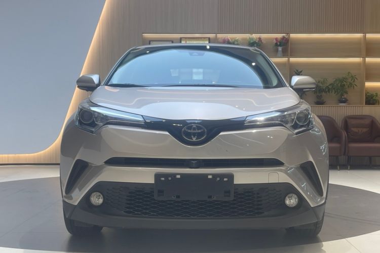 Used Toyota C-HR 2020 2.0L Leading Edition Exterior 4