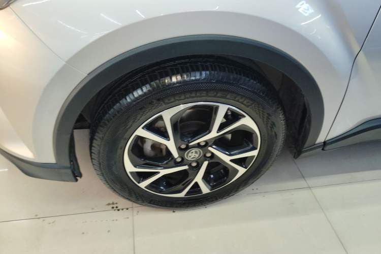 Used Toyota C-HR 2020 2.0L Comfort Edition Exterior 7