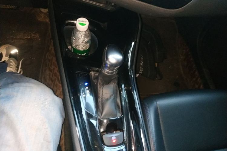 Used Toyota C-HR 2020 2.0L Leading Edition Gear Lever