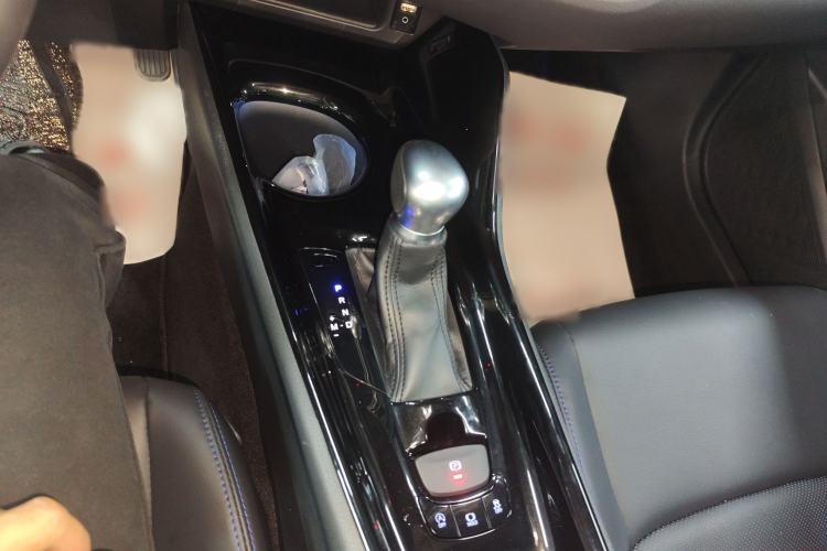 Used Toyota C-HR 2020 2.0L Luxury Edition Gear Lever