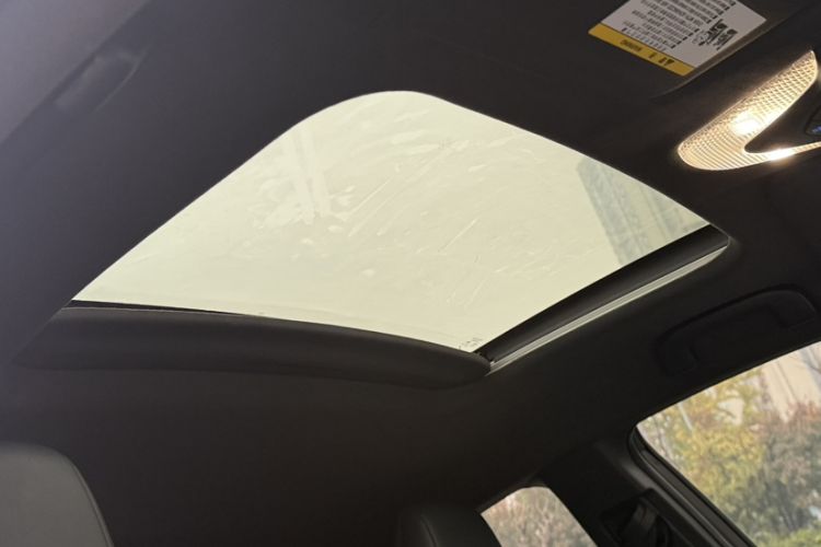 Used Toyota C-HR 2020 2.0L Leading Edition Interior 5