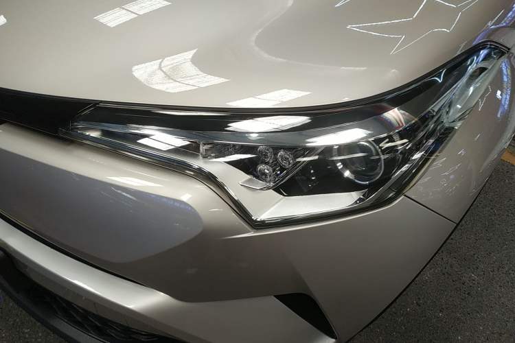 Used Toyota C-HR 2020 2.0L Leading Edition Left Front Headlight