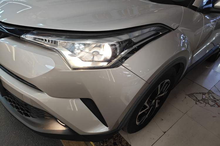 Used Toyota C-HR 2020 2.0L Leading Edition Left Front Headlight