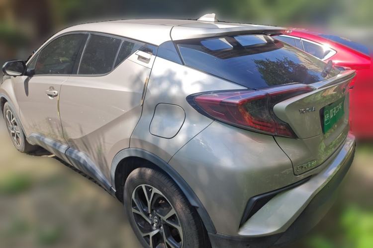 Used Toyota C-HR 2020 2.0L Luxury Edition Rear Left 45 Deg