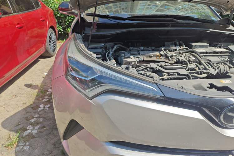 Used Toyota C-HR 2020 2.0L Luxury Edition Right Front Headlight