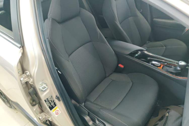Used Toyota C-HR 2020 2.0L Comfort Edition Right Front Seat