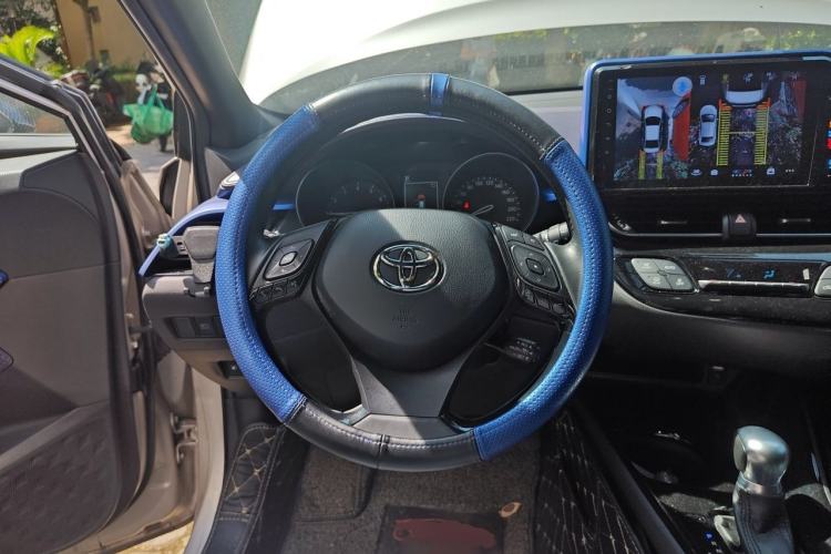 Used Toyota C-HR 2020 2.0L Luxury Edition Steering Wheel