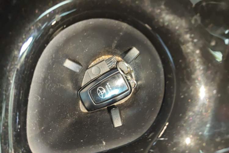 Used Toyota C-HR 2020 2.0L Leading Edition Vehicle Key