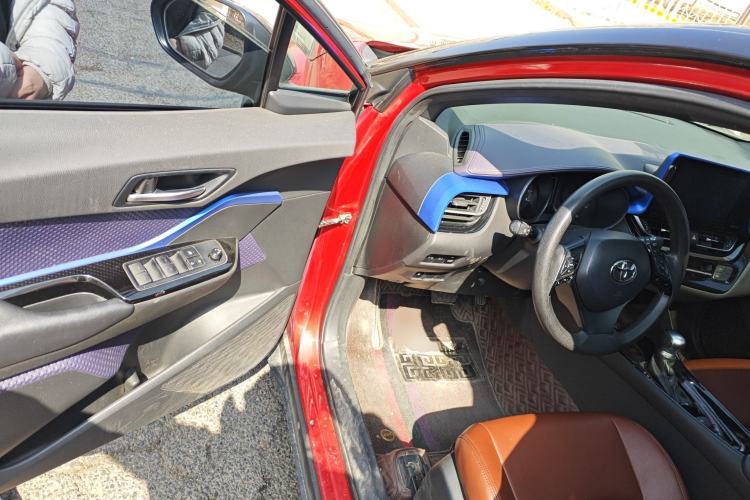 Used Toyota C-HR 2020 2.0L Comfort Edition Driver Seat