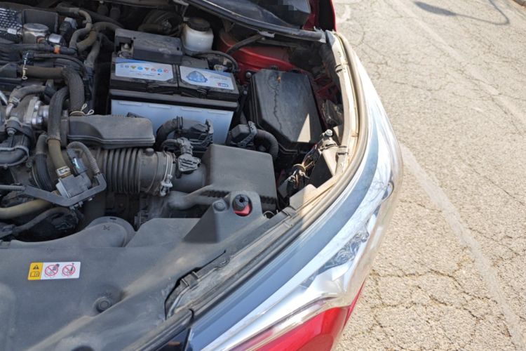 Used Toyota C-HR 2020 2.0L Comfort Edition Engine Bay Left