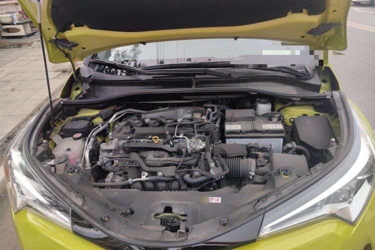 Used Toyota C-HR 2020 2.0L Leading Edition Engine Bay