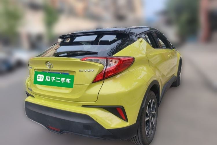 Used Toyota C-HR 2020 2.0L Leading Edition Rear Right 45 Deg