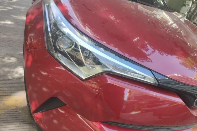 Used Toyota C-HR 2020 2.0L Leading Edition Right Front Headlight