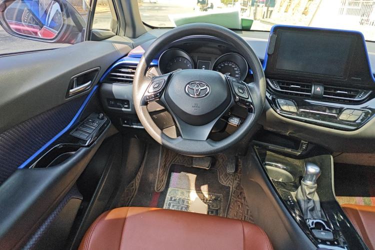 Used Toyota C-HR 2020 2.0L Comfort Edition Steering Wheel