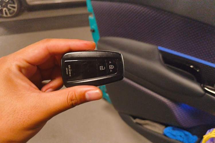 Used Toyota C-HR 2020 2.0L Leading Edition Vehicle Key