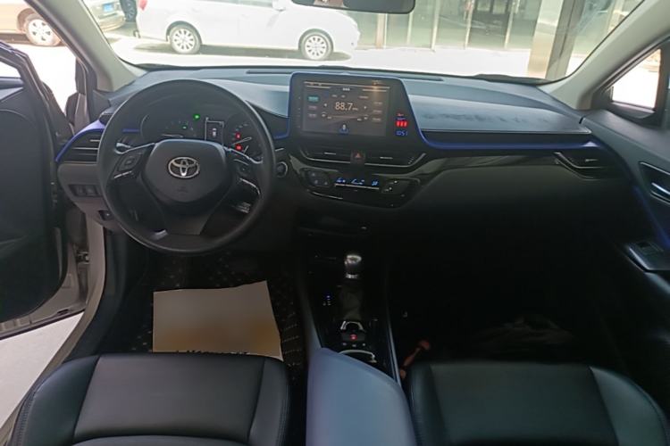 Used Toyota C-HR 2020 2.0L Leading Edition Center Console
