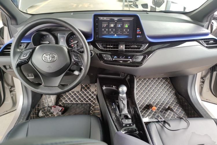 Used Toyota C-HR 2020 2.0L Leading Edition Center Console