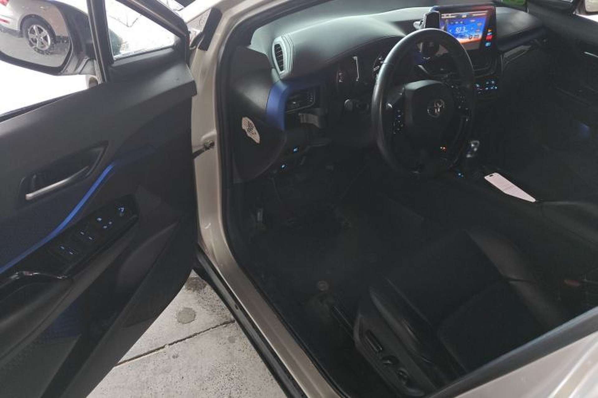 Used Toyota C-HR 2020 2.0L Luxury Edition Driver Seat