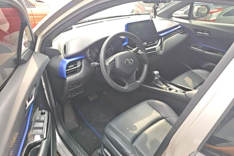 Used Toyota C-HR 2020 2.0L Leading Edition Driver Seat