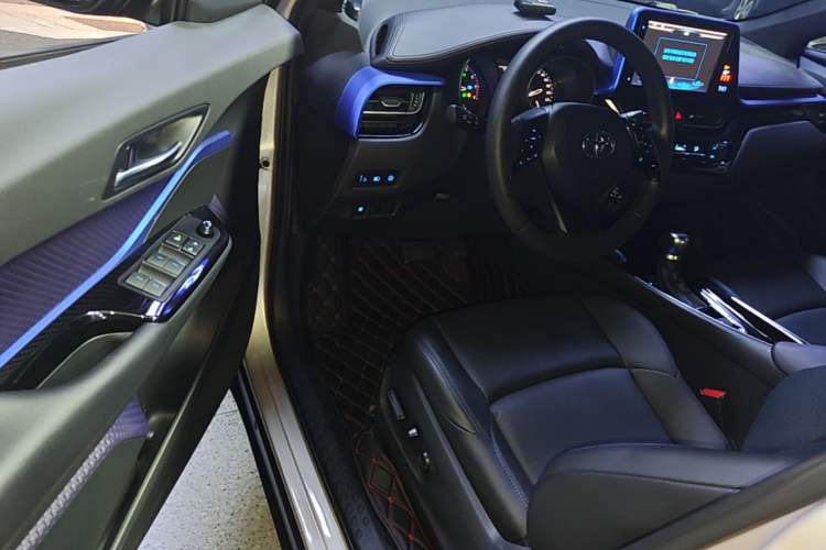 Used Toyota C-HR 2020 2.0L Leading Edition Driver Seat