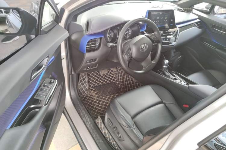 Used Toyota C-HR 2020 2.0L Leading Edition Driver Seat