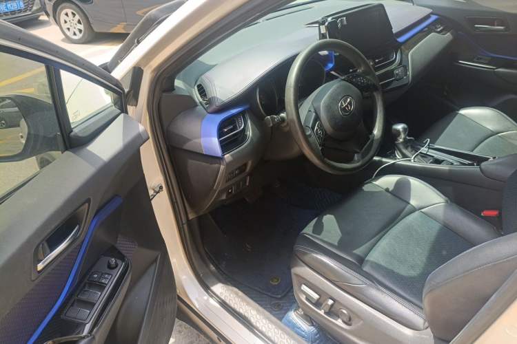 Used Toyota C-HR 2020 2.0L Leading Edition Driver Seat