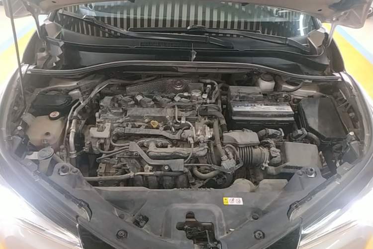 Used Toyota C-HR 2020 2.0L Leading Edition Engine Bay
