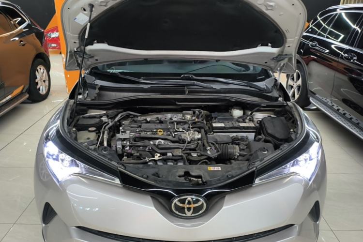 Used Toyota C-HR 2020 2.0L Leading Edition Engine Bay