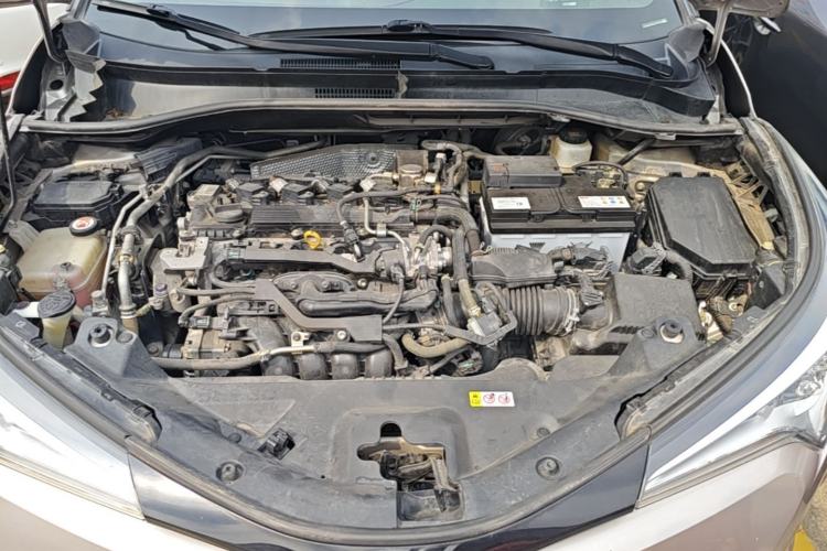 Used Toyota C-HR 2020 2.0L Leading Edition Engine Bay