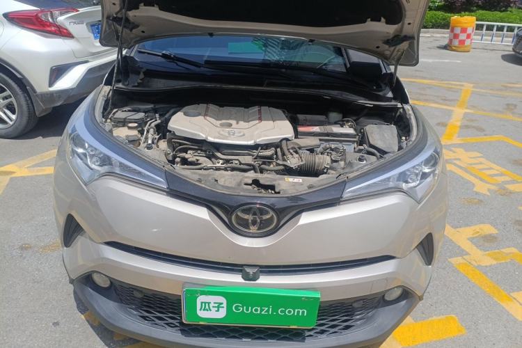 Used Toyota C-HR 2020 2.0L Leading Edition Engine Bay