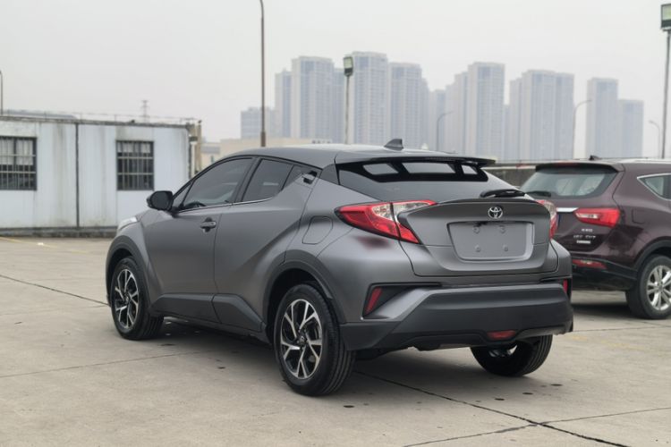 Used Toyota C-HR 2020 2.0L Leading Edition Exterior 2