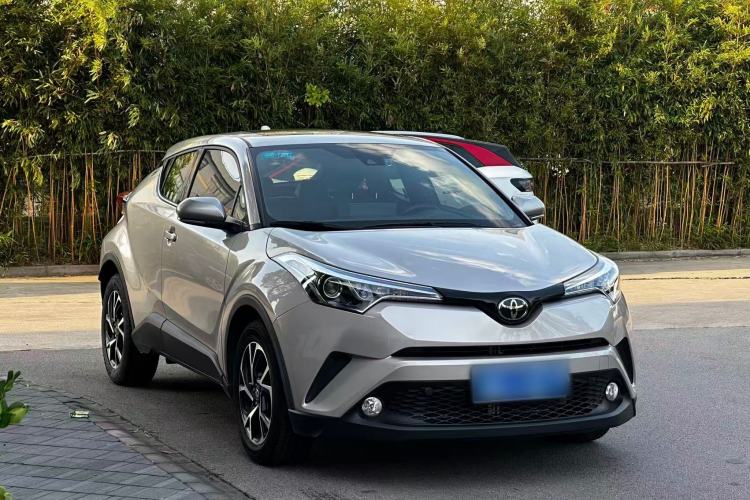 Used Toyota C-HR 2020 2.0L Leading Edition Exterior 2