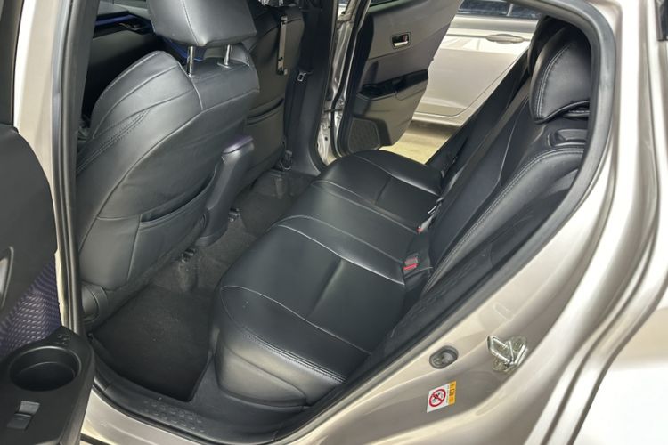 Used Toyota C-HR 2020 2.0L Leading Edition Exterior 3