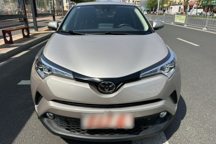 Used Toyota C-HR 2020 2.0L Leading Edition Exterior 3