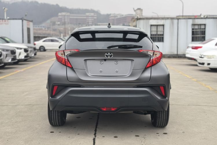 Used Toyota C-HR 2020 2.0L Leading Edition Exterior 4
