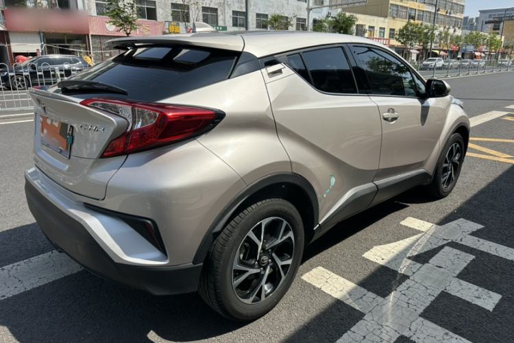 Used Toyota C-HR 2020 2.0L Leading Edition Exterior 5