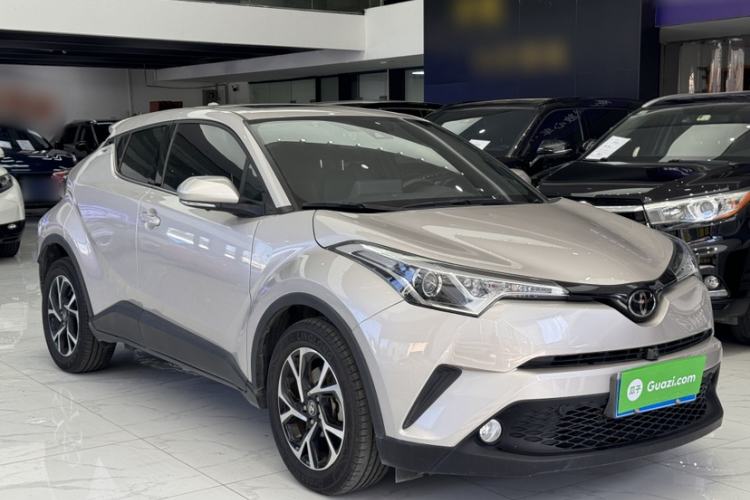 Used Toyota C-HR 2020 2.0L Leading Edition Exterior 6