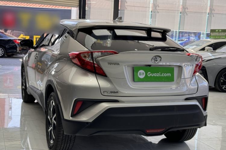 Used Toyota C-HR 2020 2.0L Leading Edition Exterior 7