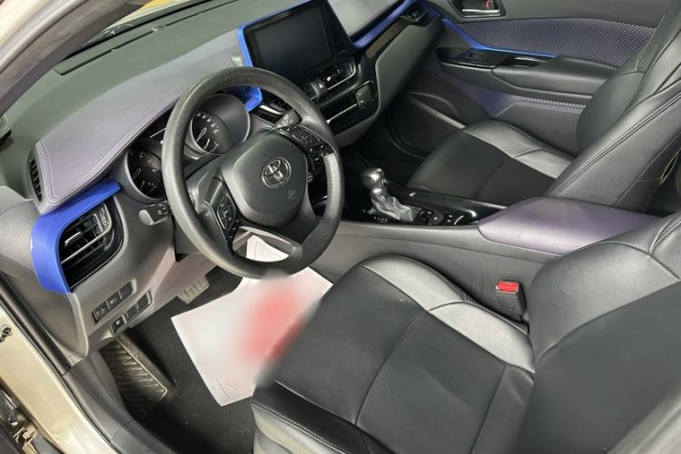 Used Toyota C-HR 2020 2.0L Leading Edition Exterior 8