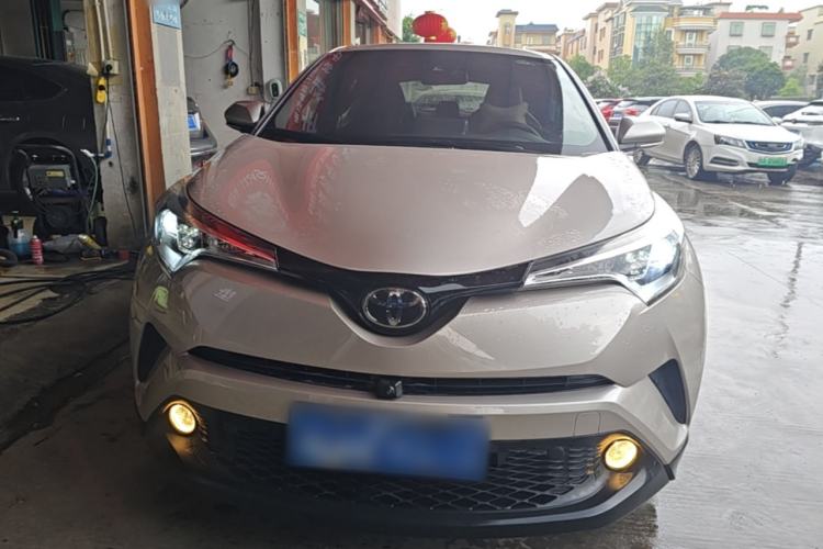 Used Toyota C-HR 2020 2.0L Leading Edition Front