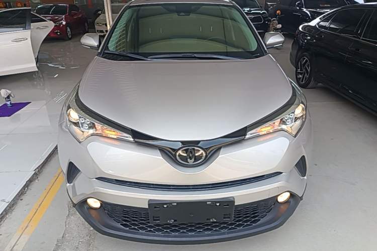 Used Toyota C-HR 2020 2.0L Leading Edition Front