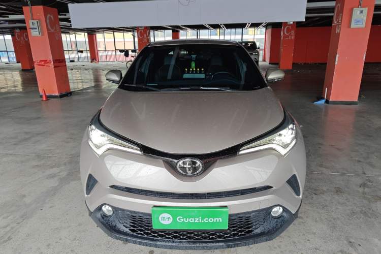 Used Toyota C-HR 2020 2.0L Luxury Edition Front