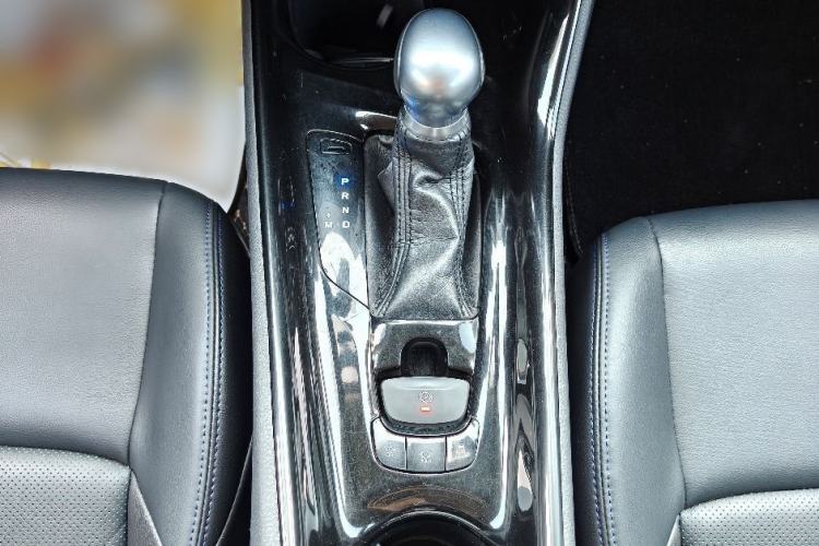 Used Toyota C-HR 2020 2.0L Leading Edition Gear Lever