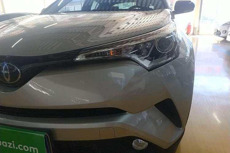 Used Toyota C-HR 2020 2.0L Leading Edition Left Front Headlight