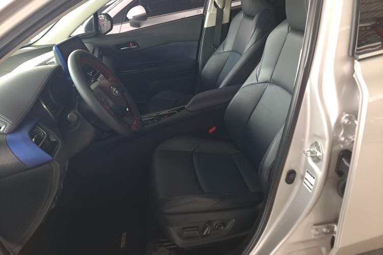 Used Toyota C-HR 2020 2.0L Leading Edition Left Front Seat